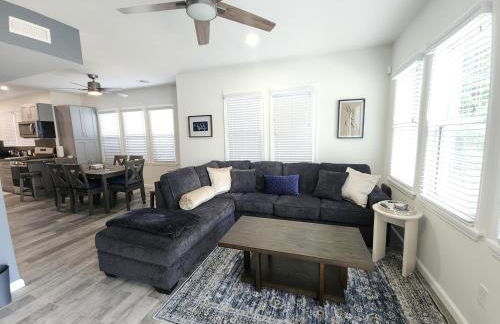 Neat Retreat-Comfortable & Cozy 2 BR,Close to all! - Foto 2