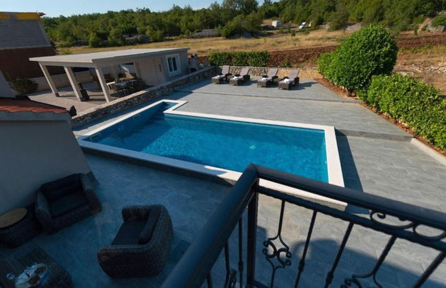 Charming Villa Peso - Foto 26