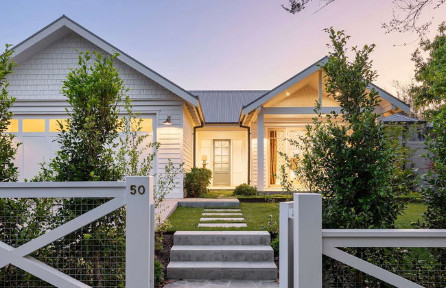 Muskoka Luxe Retreat With Pool Spa Fire Pit - Photo 42