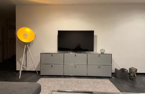 Miracle House 160qm Terrasse, Parkplatz & Internet 100mBit -SELF CHECK IN- - Foto 4