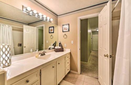 Quiet Lake Conroe Townhome with Water-View Deck - Photo 16