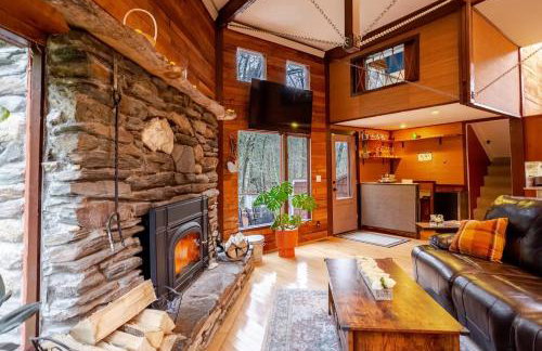 MapleCastle == HotTub, RiverSide, IndoorHummock, FirePlace, BackYard - Foto 2