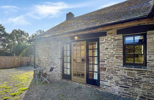 Roundhouse near Barnstable - Foto 1