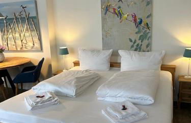 BoLA Ferienwohnung Hamburg Nr 21 EG für 2 Personen, Parkplatz - Foto 1