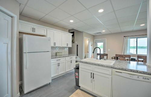 Coldwater Family Retreat with Boat Dock and Grill! - Foto 8