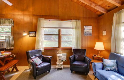 The Acres Panther Pond Cabin with Beach and Dock! - Foto 6