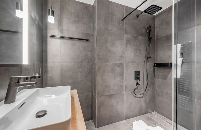 Summit Seefeld - Photo 32