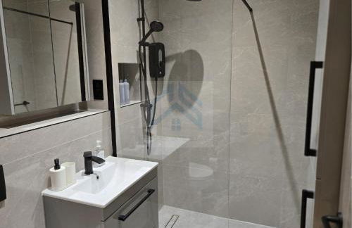 Bright Finchley Apartments - Perfect for Business & Leisure - Foto 14