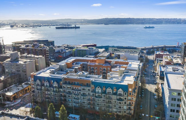 Belltown's Flower Moon - Foto 30