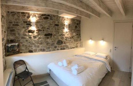 Footpath House / Ολόκληρο σπίτι στο Μεγάλο Χωριό - Photo 3