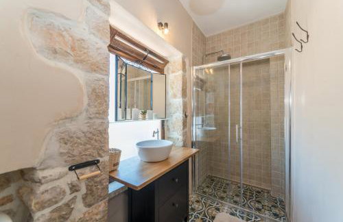 Božini dvori- Villa with Pool, Sauna , Jacuzzi and multifunkcional sport Court - Foto 57