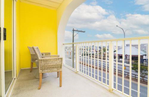 NEW 3BR-3BA Beach Block with Parking - Photo 27