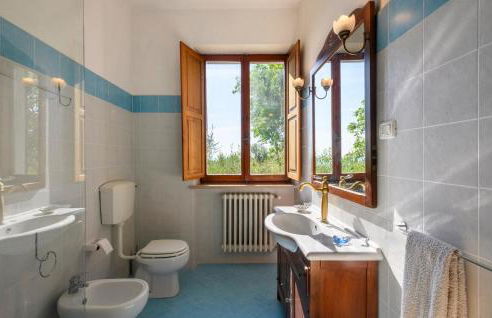 Amazing Apartment In Montefelcino - Photo 30