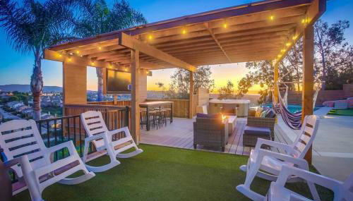 Large Pool Home on Two Acres with Views! - Foto 5