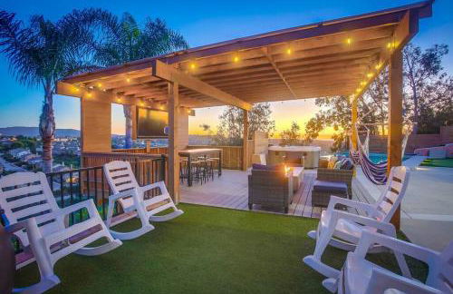 Large Pool Home on Two Acres with Views! - Foto 5