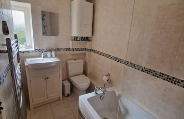 Black Cat Cottage - Central Pickering Cottage - Foto 8