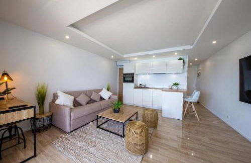 06K1 - Front of the sea-renovated-terraceparking - Foto 7