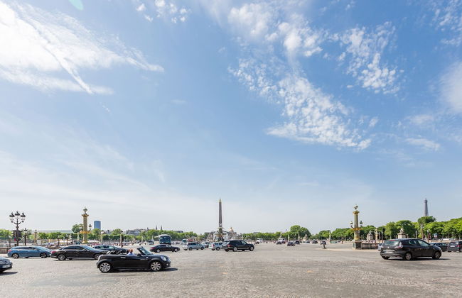 Luxury 2 Bedroom Duplex - Beautiful Monument View - Photo 29