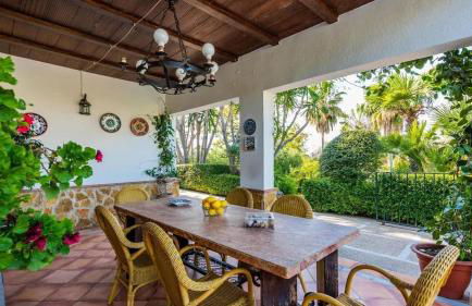 Spacious villa with private pool in Villamartin - Foto 5