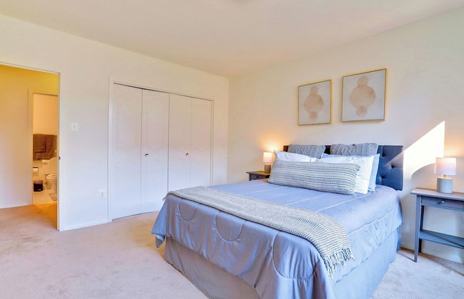 Elegant Apartments Near the Pentagon - Photo 18