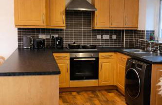 Elegant Getaway 2BR Perfect for Families Sleeps 6 - Foto 7