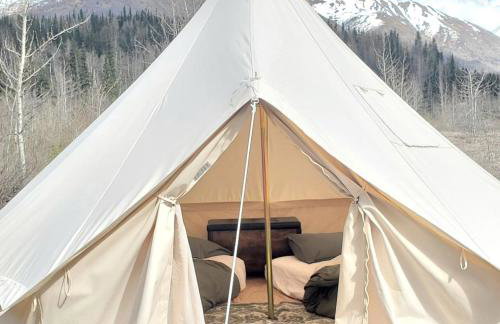 Amazing Glamping Tents Perfect for Outdoor and Nature Lovers in Chugiak, Alaska - Foto 6