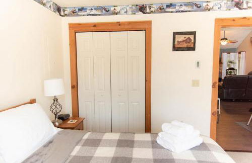 Camelback Private Home located behind Waterpark & Ski Lift - Foto 47