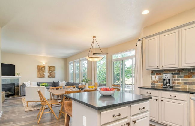 Ponderosa Pines by Avantstay Gorgeous Deck, 10 Mins From Central Bend Family Friendly, - Foto 17