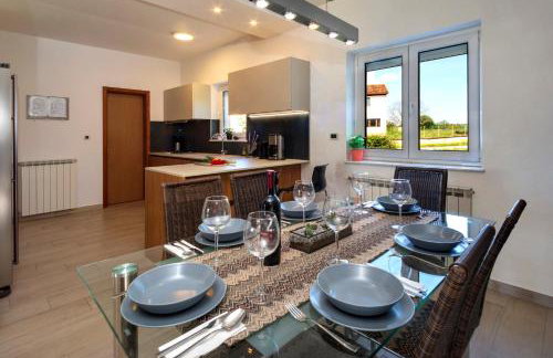 Villa Nina with Private pool near Poreč - Foto 34