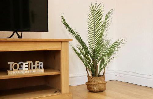 Lovely staycation with family FREE Parking & WiFi - Foto 30