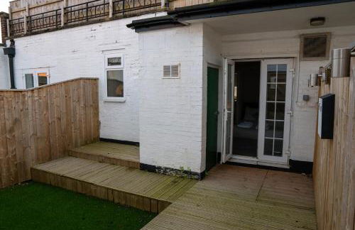 Luke Stays - Front Street - Foto 39