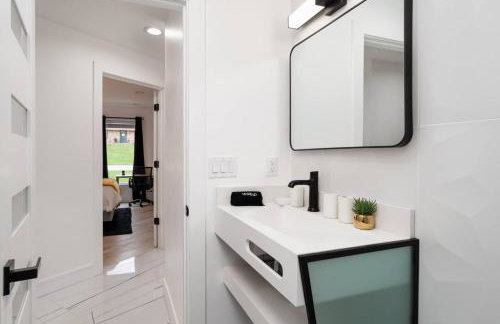 Serene Oasis Near Rock River - Foto 50