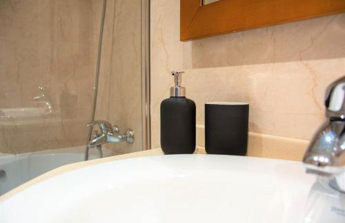 Central Orient Residence - Modern, spacious and sunny! By the river! - Photo 53