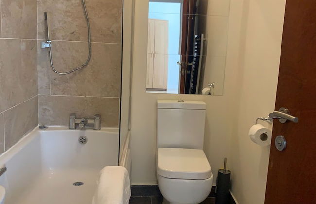 Absolute Stay in Sherwood-free Parking-east Midlands Airport-contractors-family - Foto 21