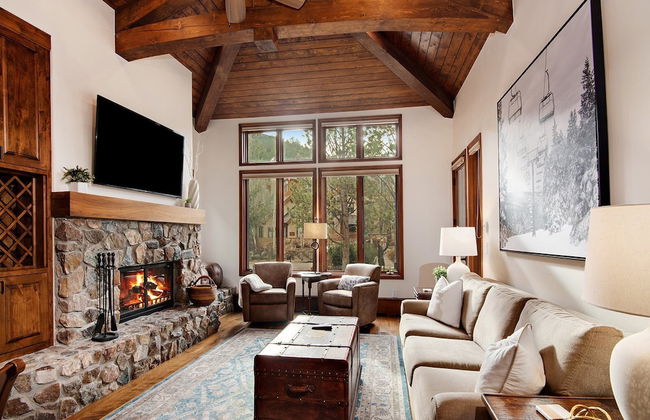 Arrowhead Village Condo - 206 Seasons Lodge - Photo 11