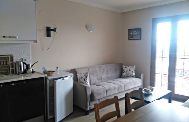 Dasis Hotel & Suites - Photo 13