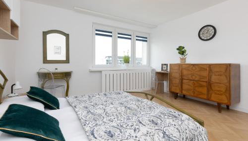 Elegant Warsaw Apartment with AC 550 m to Copernicus Science Centre by Noclegi Renters - Foto 4