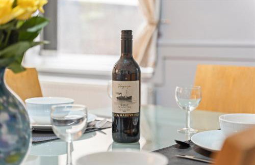 Spacious 3BR House -Sleeps 7 - Contractor Friendly - Foto 37