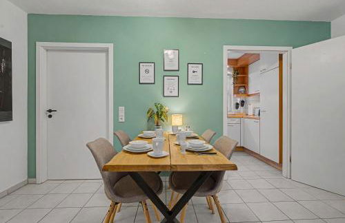 Neu Renoviert - 4 Schlafplätze, Zentral, Terrasse - Photo 15