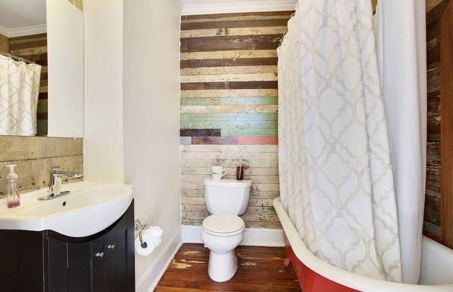 Montgomery Apartments on Magazine Street - Foto 66