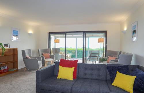 The Wellington - Photo 4