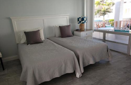 Sunrise Ocean Suites - Photo 45