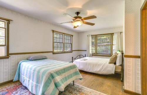 Sparrow Bush Retreat w/ Pool & Screened Porch - Foto 20