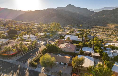 Serene Majestic Views & Walkable to Virtually All - Foto 2