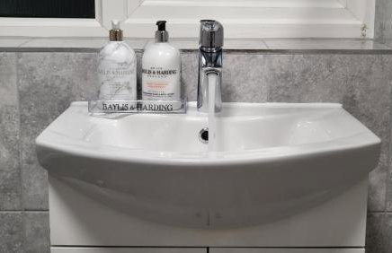 Garland Lovely House with Garden, Watford - Foto 11