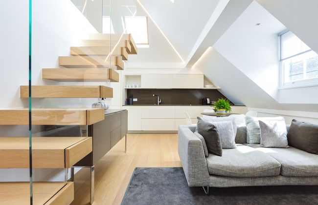Soho Penthouse by Concept Apartments - Photo 10