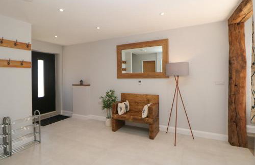 Langley Barn - Photo 25