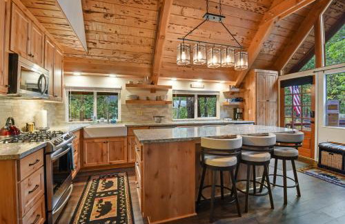West Shore Haven - Near Beach & Outdoor Fun - Foto 25
