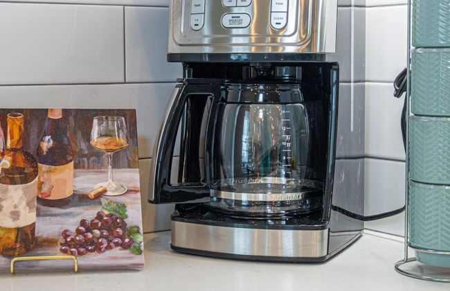 Trendy Historical Home Near Downtown Attractions - Foto 16