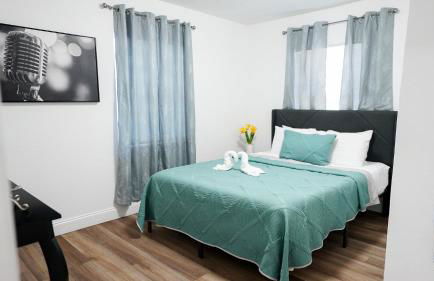 Cozy Tampa Getaway, 2 Bedrooms, minutes from Downtown & Busch Gardens - Foto 9